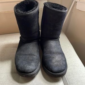 Women's Classic Short II Uggs - Black Size 9